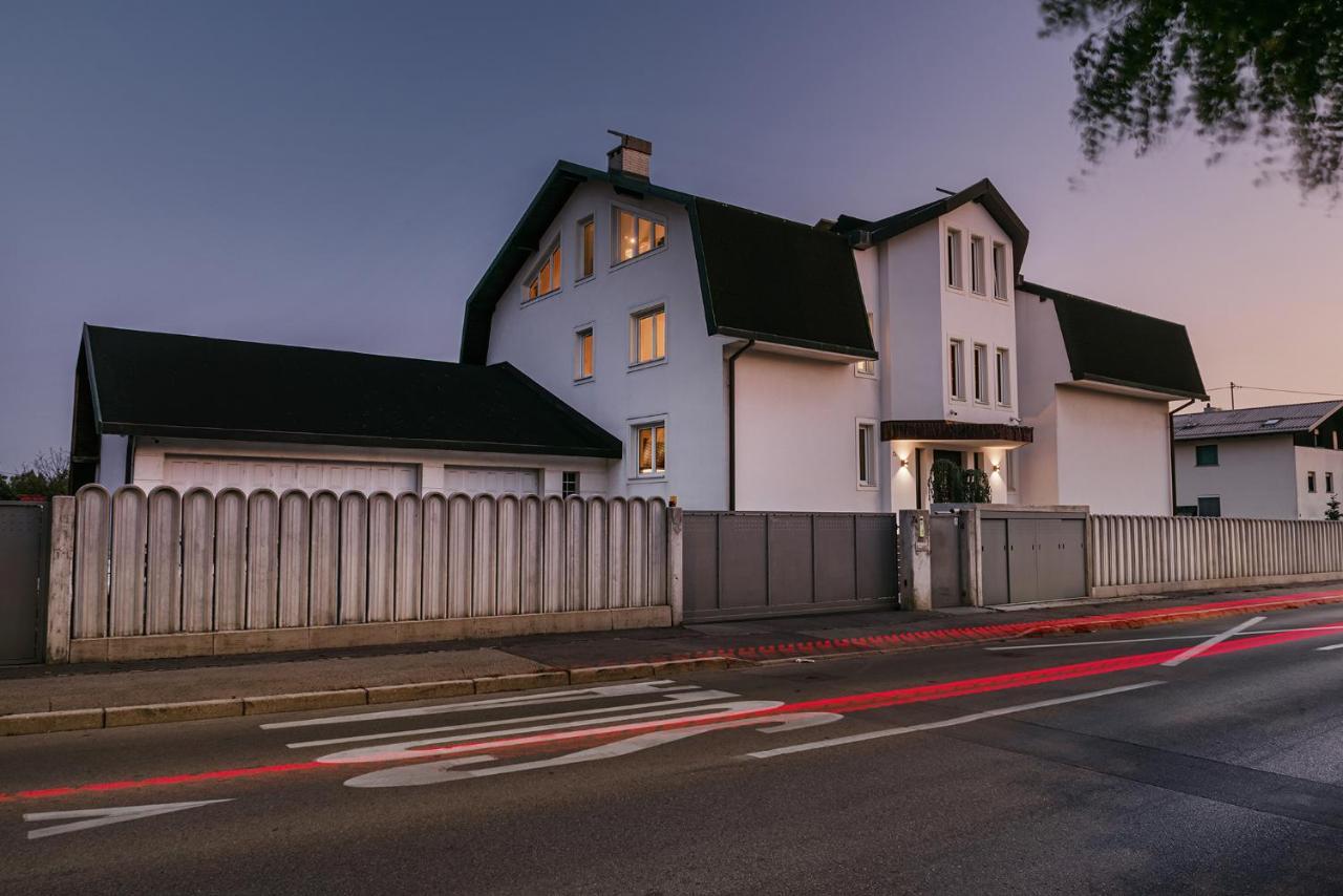 Eagle'S Nest Ljubljana Hotel Exterior photo